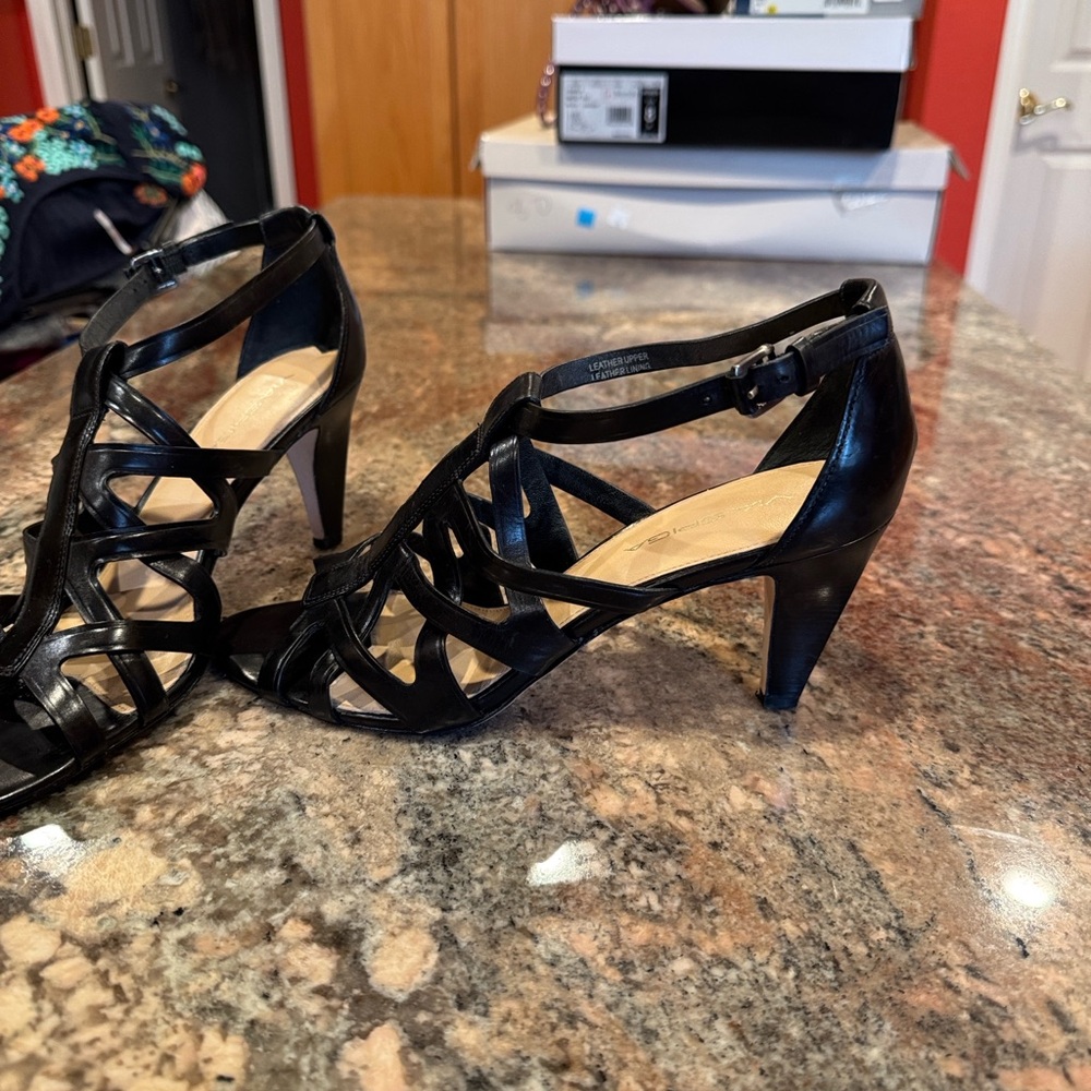 Via Spiga Black Strappy Heels. Open Toe Leather/Italy - Picture 2 of 11